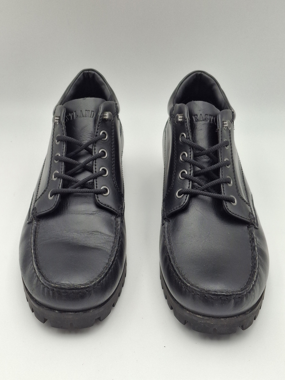 Eastland Men’s Black Lace-Up Leather Sneakers